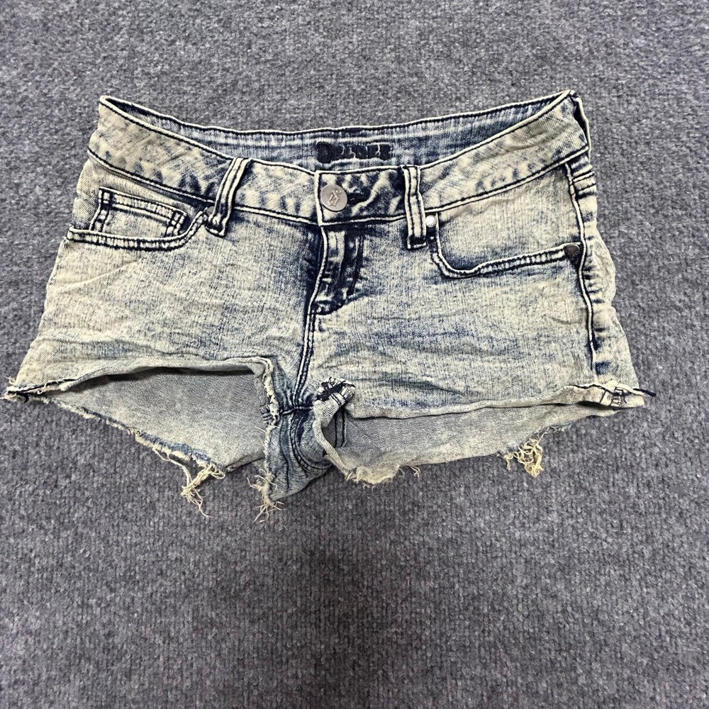 Decree Jean Shorts Womens Size 3 Light Blue Acid Wash Raw Hem Low Rise Denim